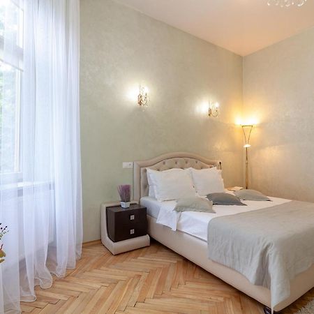 Alfa Apartments Levytskoho إلفيف المظهر الخارجي الصورة