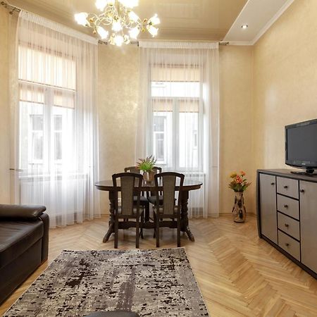 Alfa Apartments Levytskoho إلفيف المظهر الخارجي الصورة