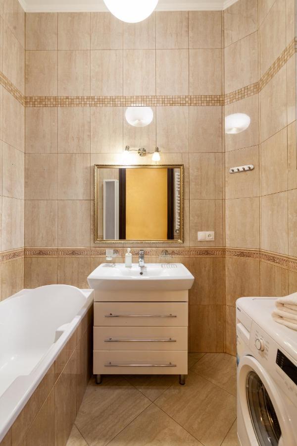 Alfa Apartments Levytskoho إلفيف المظهر الخارجي الصورة