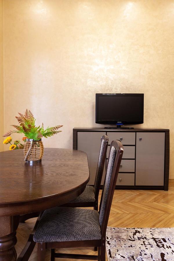 Alfa Apartments Levytskoho إلفيف المظهر الخارجي الصورة