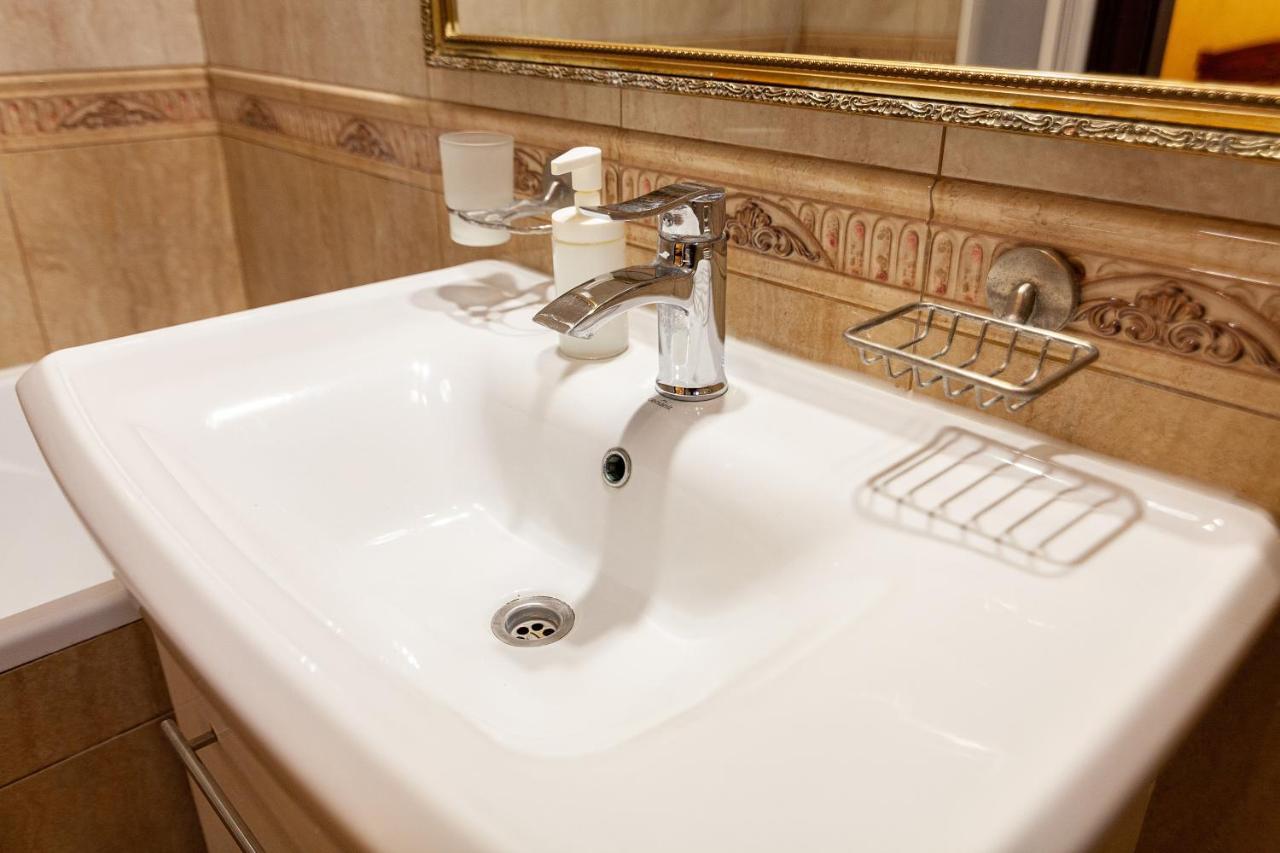 Alfa Apartments Levytskoho إلفيف المظهر الخارجي الصورة