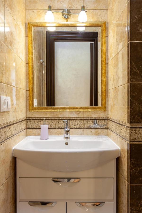 Alfa Apartments Levytskoho إلفيف المظهر الخارجي الصورة